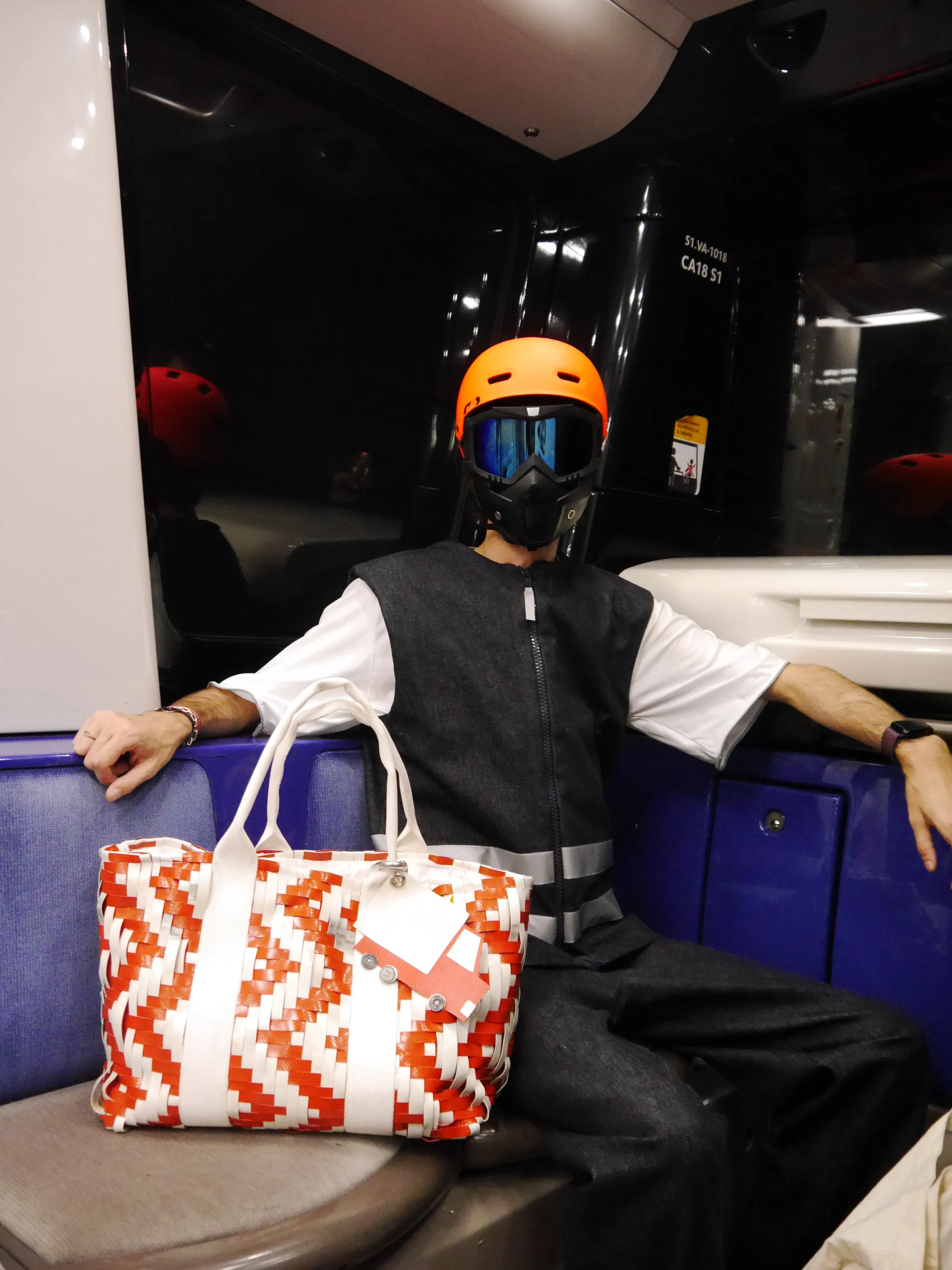 safetyvestinalittlebitlessugly 7